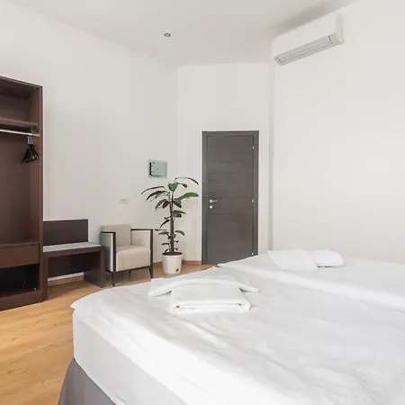 Apartment Riverside Palace *