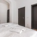 Riverside Palace Apartamento *
