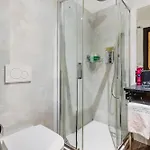 Riverside Palace Apartamento