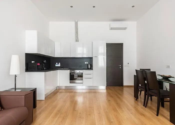 Riverside Palace Apartman