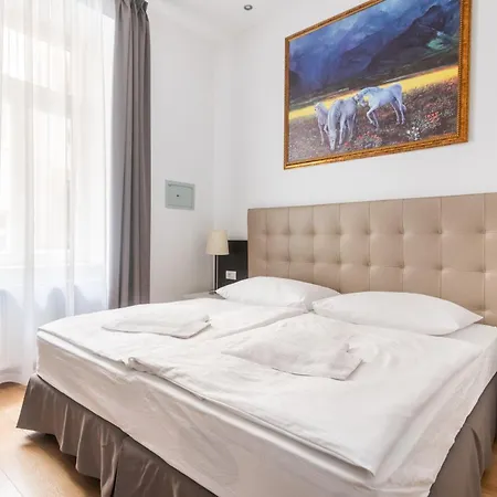 Apartment Riverside Palace
