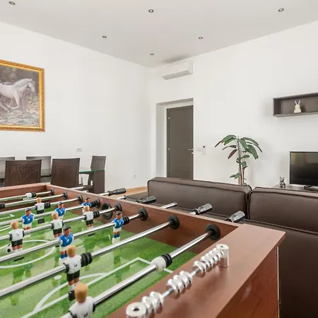 Apartment Riverside Palace Prague