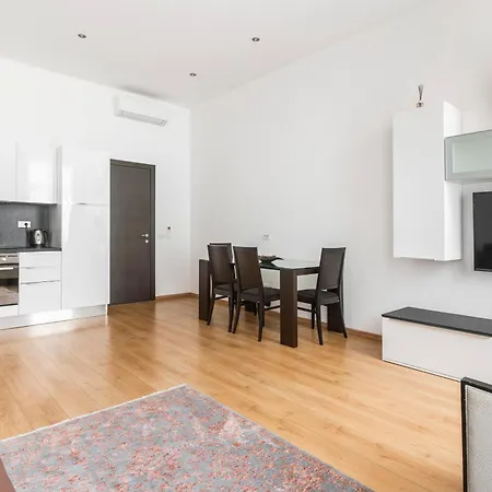 Riverside Palace Apartment