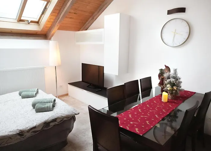 Riverside Palace Apartamento