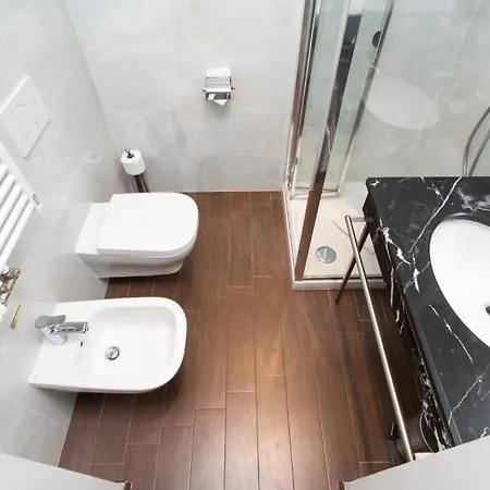 Riverside Palace Apartamento